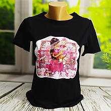 Жіноча футболка чорна з принтом