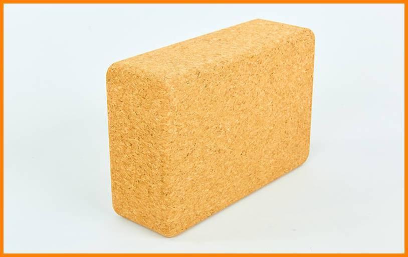 Блок для йоги корковий 700гр, 22,5х15х7см