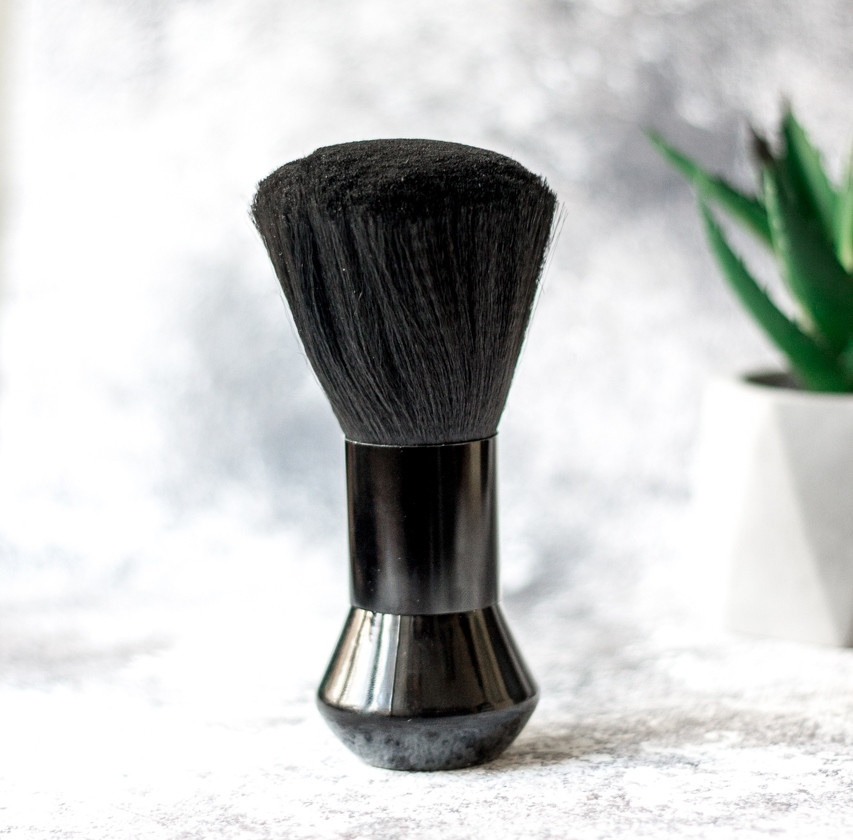 Щітка для змітання волосся перукарська кругла