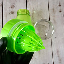 Матова пляшка для води та напоїв H2O Water Bottle з соковижималкою 650 мл Зелена (Живі фото), фото 2