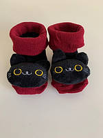 Детские антискользящие носки с объемной игрушкой и погремушкой Котики чёрные