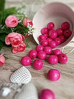 Намистини круглої форми з дерева, колір - бузковий, 30 шт d- 2 см