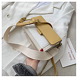 Жіноча маленька жовта з білою сумочка на ланцюжку з екошкіри, фото 4