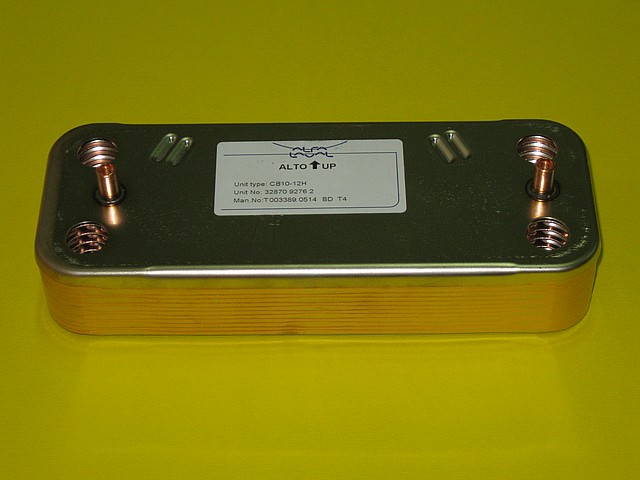 Вторинний теплообмінник 995945 Ariston Uno