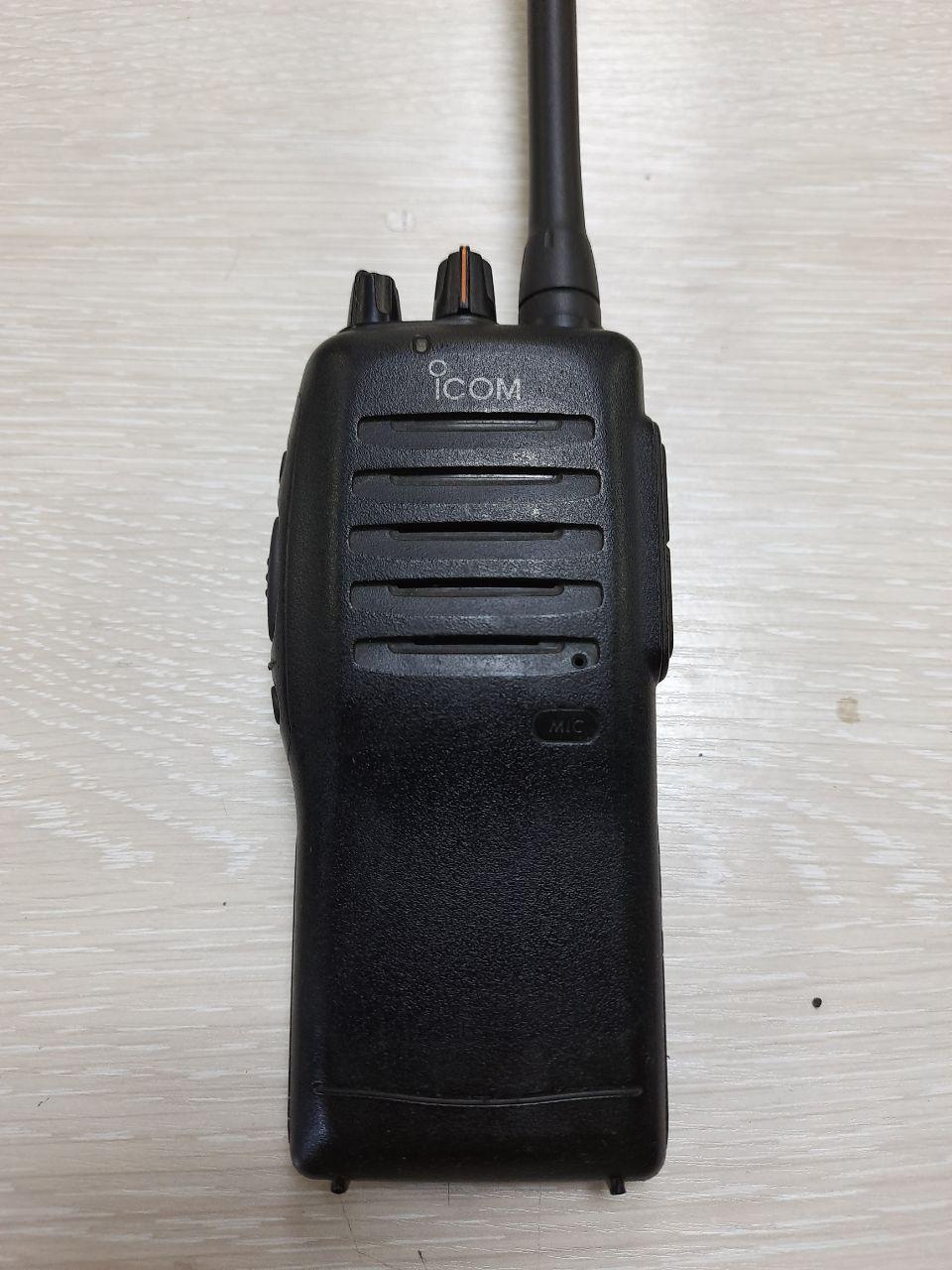 Портативна рація носим Icom IC-F11 БУ