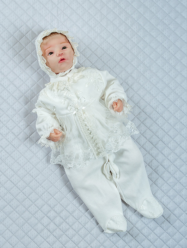 Роскошный крестильный набор для новорожденной девочки. Молочный - фото 1 - id-p1211548330
