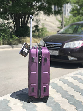 Середній пластиковий чемодан з полікарбонату фіолетовий, фото 2