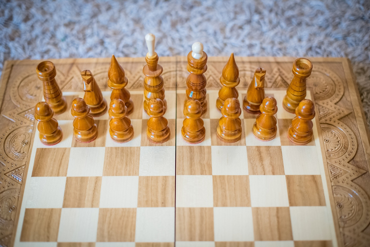 Шахматы Деревянные Резные(Набор 3 в 1 Шахматы, Шашки, Нарды)