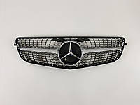 Решетка радиатора на Mercedes C-Class W204 2007-2014 год Diamond ( Серая с хром вставками )