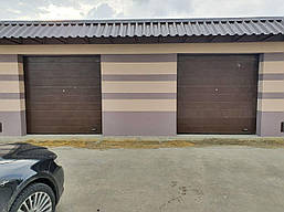 Ворота гаражні секційні 2500 * 2500 (коричневий колір), фото 3