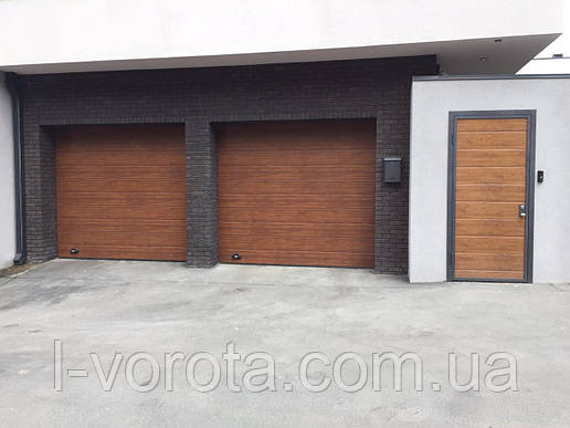 Гаражні ворота FUTURA GATE (колір золотий дуб), фото 1