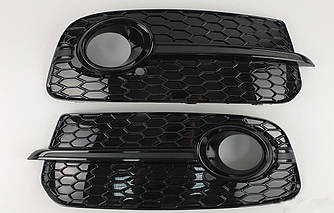 Решітки бічні сітки в бампер Audi Q5 (12-17) стиль RS (чорні)