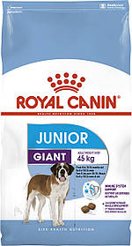 Royal Canin Giant Junior 15 кг сухой корм для цуценят дуже великих порід від 8 до 18 або 24 місяців
