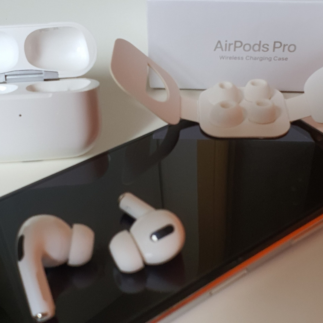 Навушники Apple AirPods Pro безпровідні Гарнітура Bleutooth White