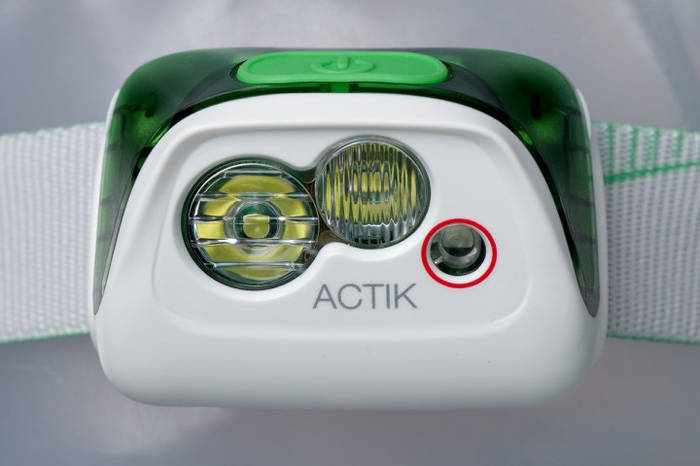 Купить Налобный фонарь Petzl белый, цена 2120 ₴ — Prom.ua (ID#1213998626)
