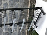 Пристінний сірий стелаж Трансформер з полицями-корзинами та гачками, фото 6