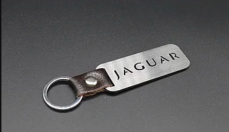 Брелок метал JAGUAR