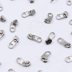 Бігунок металевий нікельований для рулонної блискавки Т3 (з коротким вушком)