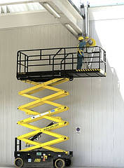 Електричний ножичний підйомник Airo X8 EW WIND (8М/500КГ)