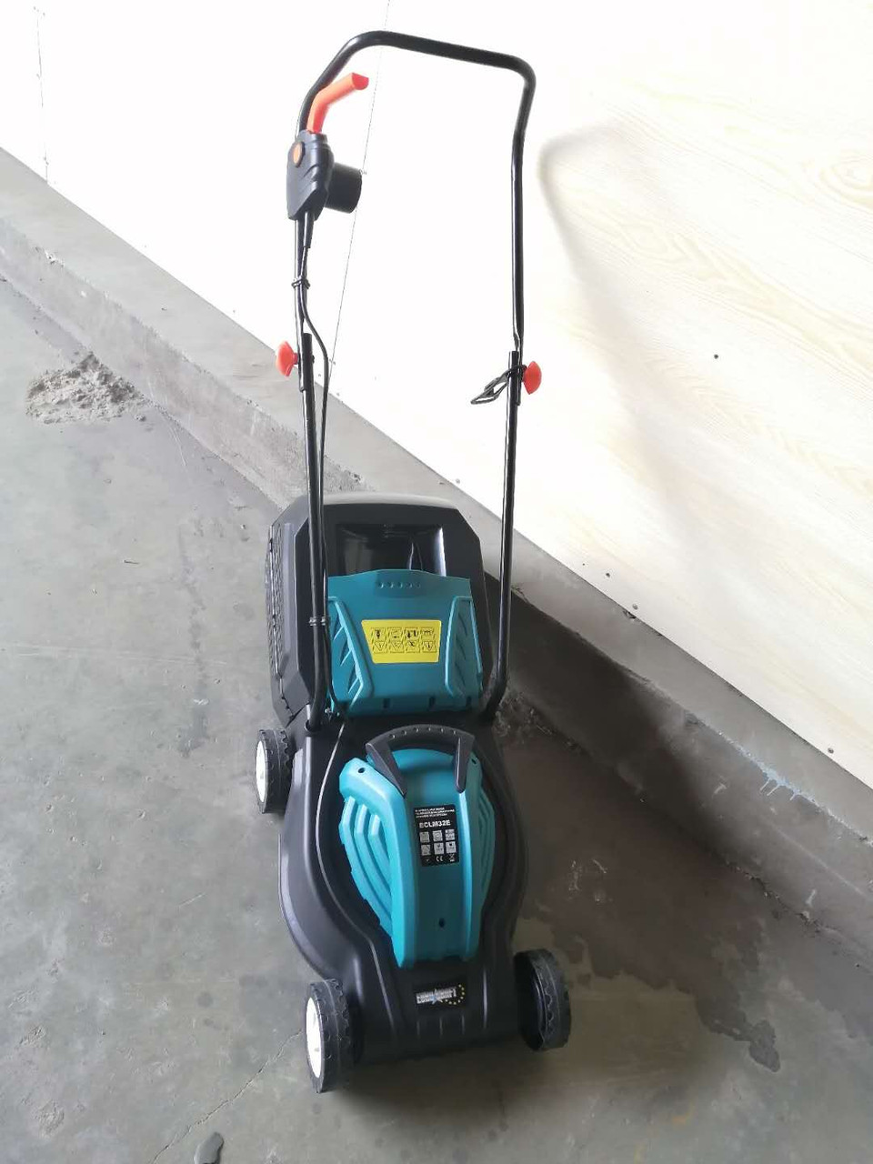 Газонокосилка Euro Craft ECLM32E 2200W, фото 1
