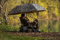 Камуфляжний парасольку для риболовлі Fox 45 "Camo brolly (CUM269)