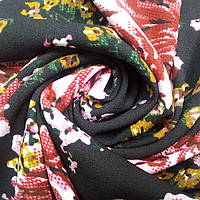 Ткань креп стрейч с цветочным принтом на черном фоне