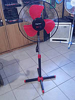 Напольный трехлопастной вентилятор VILGRAND VF400 красный-черный