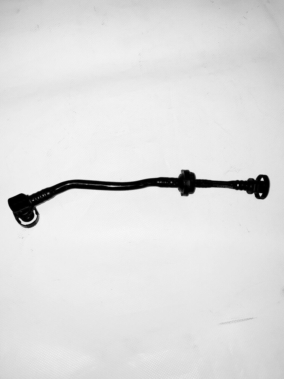 Трубка вентиляції картерних газів GM 55563097 Z16LET A16LET Z16LEL A16LEL Z16LER OPEL Astra-H/J Insignia