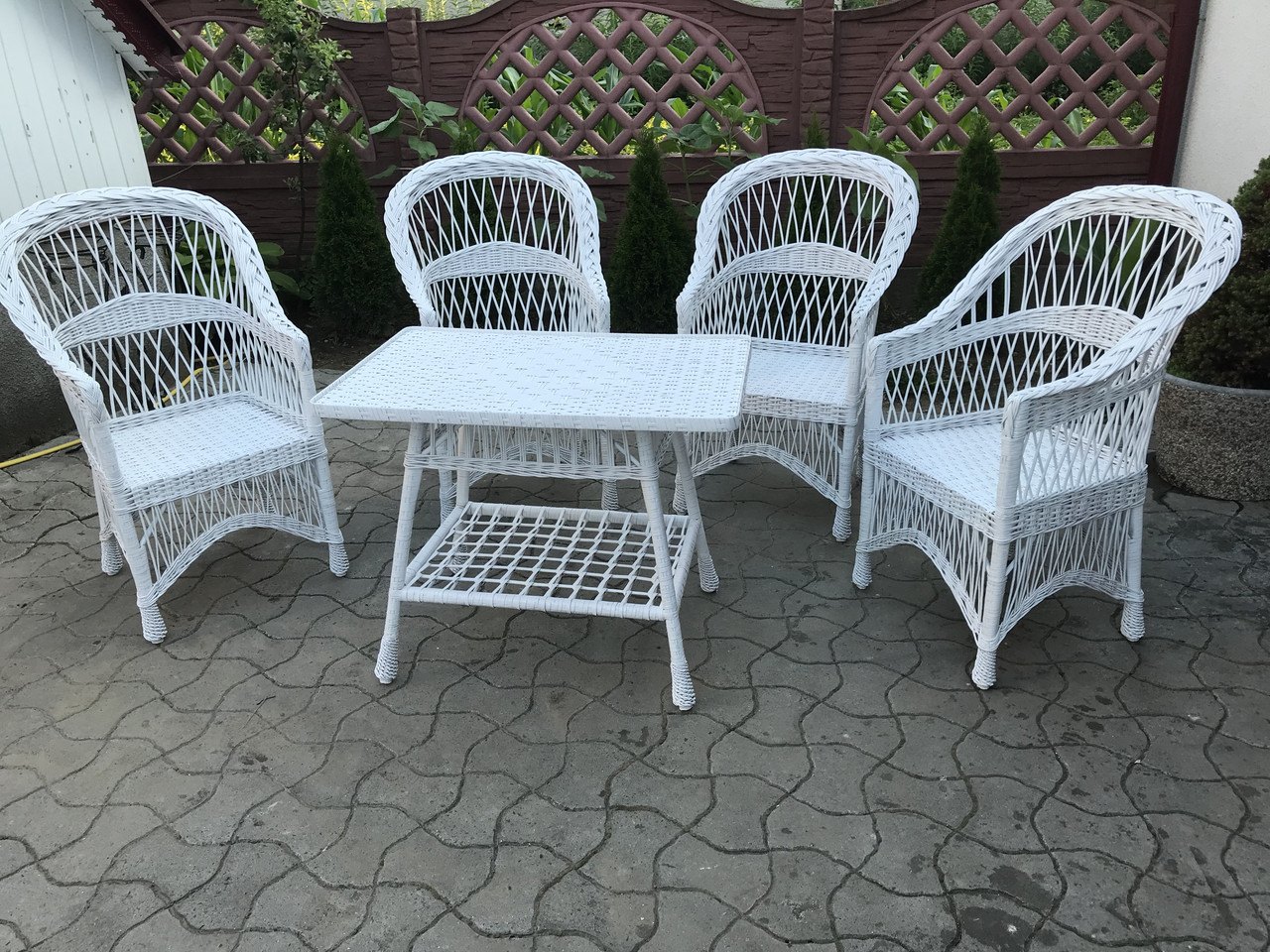 Плетені меблі з лози «Біла»