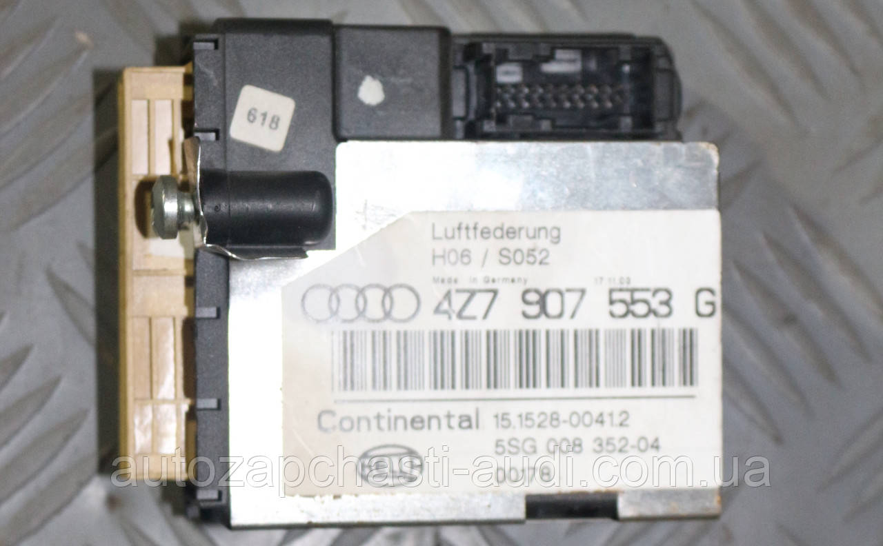 Електронний блок керування пневмопідвіскою 4Z7907553G Audi A6 C5 Allroad