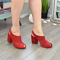 Женские замшевые босоножки на устойчивом каблуке, цвет красный