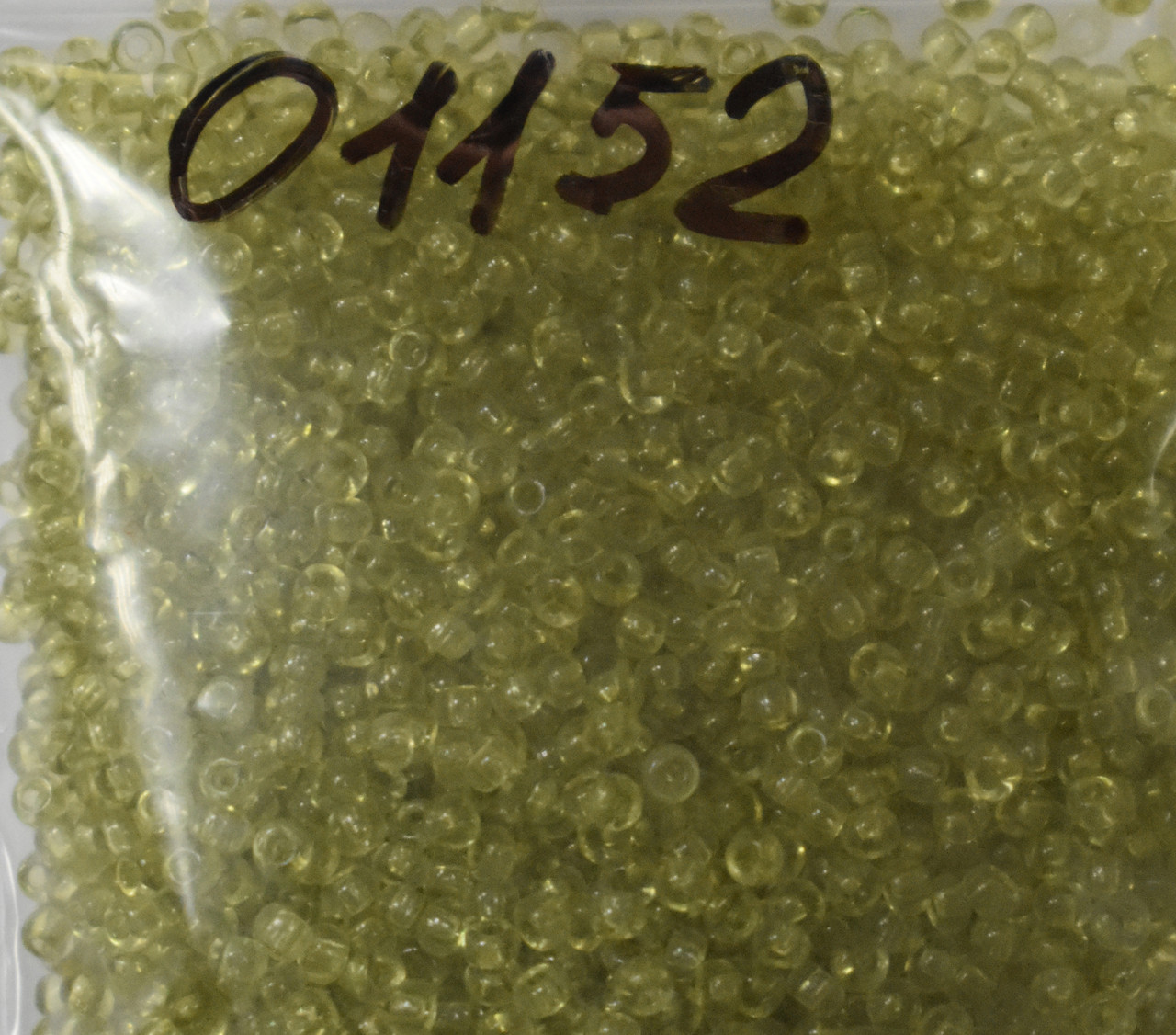 Бісер Preciosa 10/0 колір 01152 салатовий 5г, фото 1