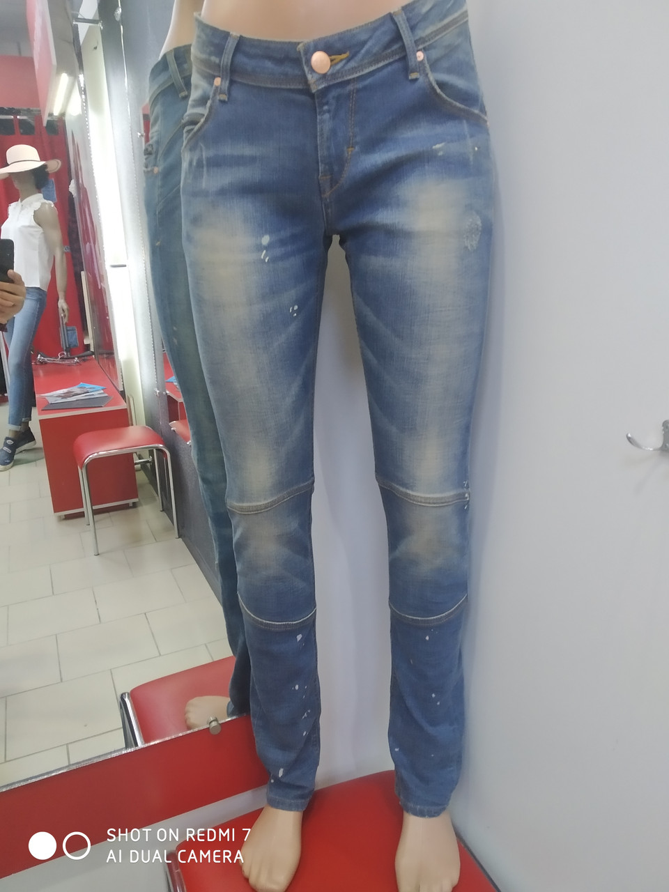 Джинси жіночі оригінальні середня посадка фарба 28 сині, фото 1