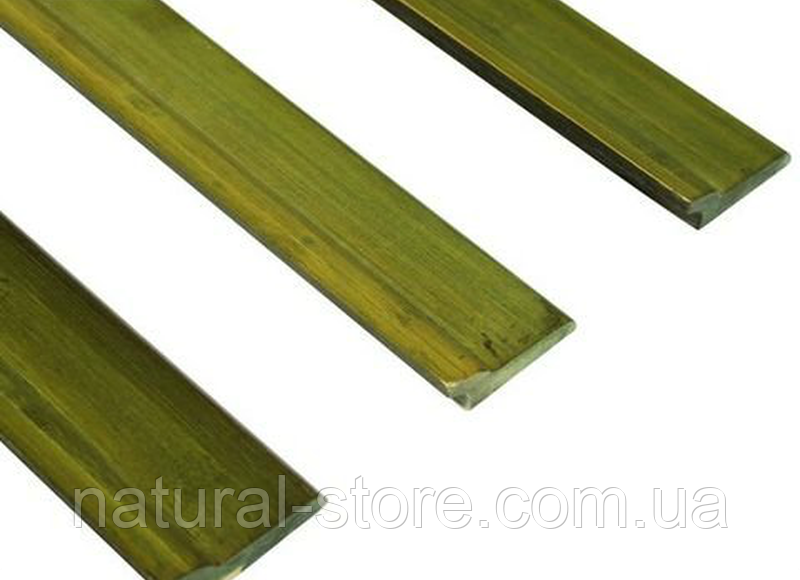 Бамбуковий плінтус зелений
