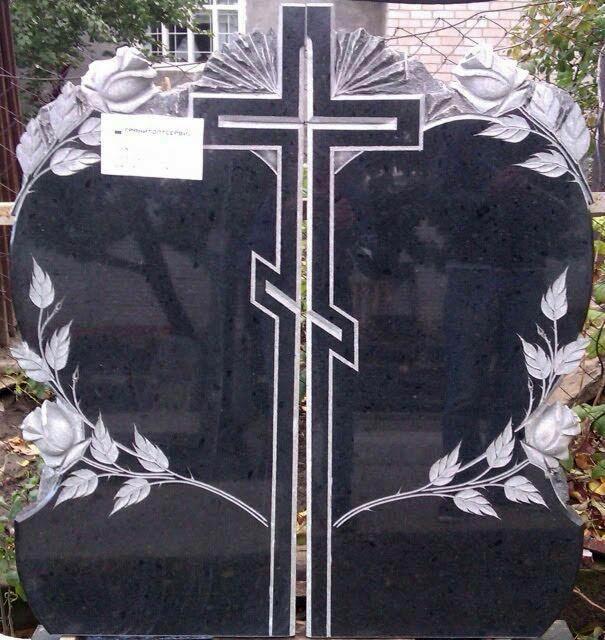Пам'ятник на могилу подвійний із граніту 106