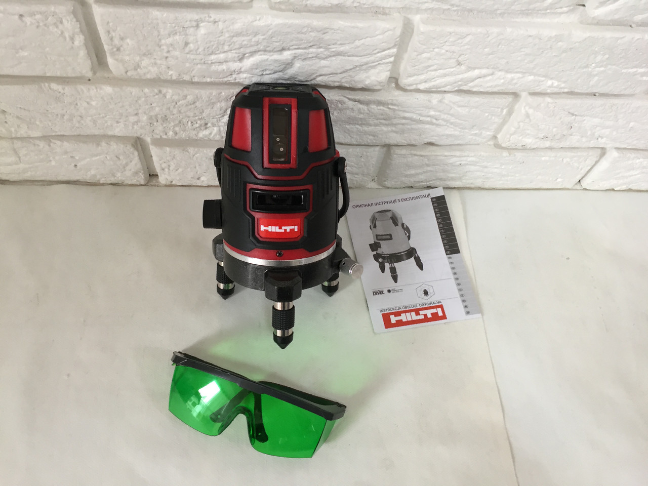 Лазерний рівень, нівелір HILTI: Промінь 50 м