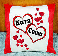 Подушка плюшевая для влюбленных. Именные подушки на подарок. День Св. Валентина