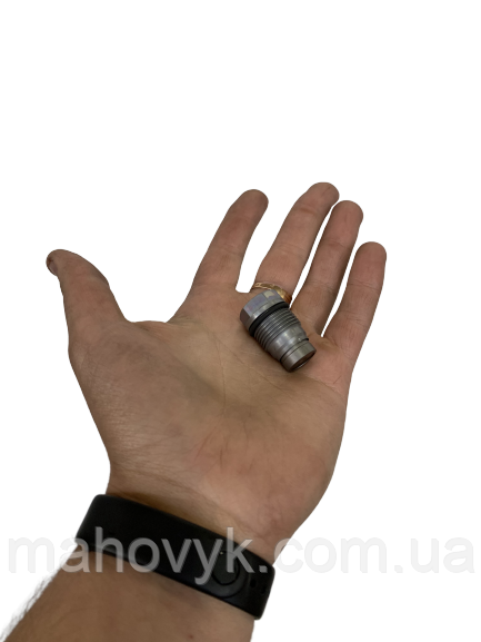 Клапан редукционный рампы 3974093/5317174