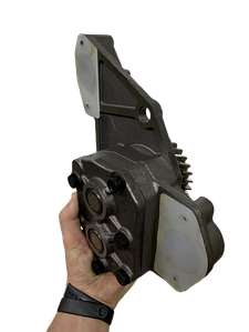 AZ1500070021 Насос на WD615 (Масляный)