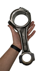 61500030009 Шатун на WD615 (61500030022, 61500030008 Комплектный)