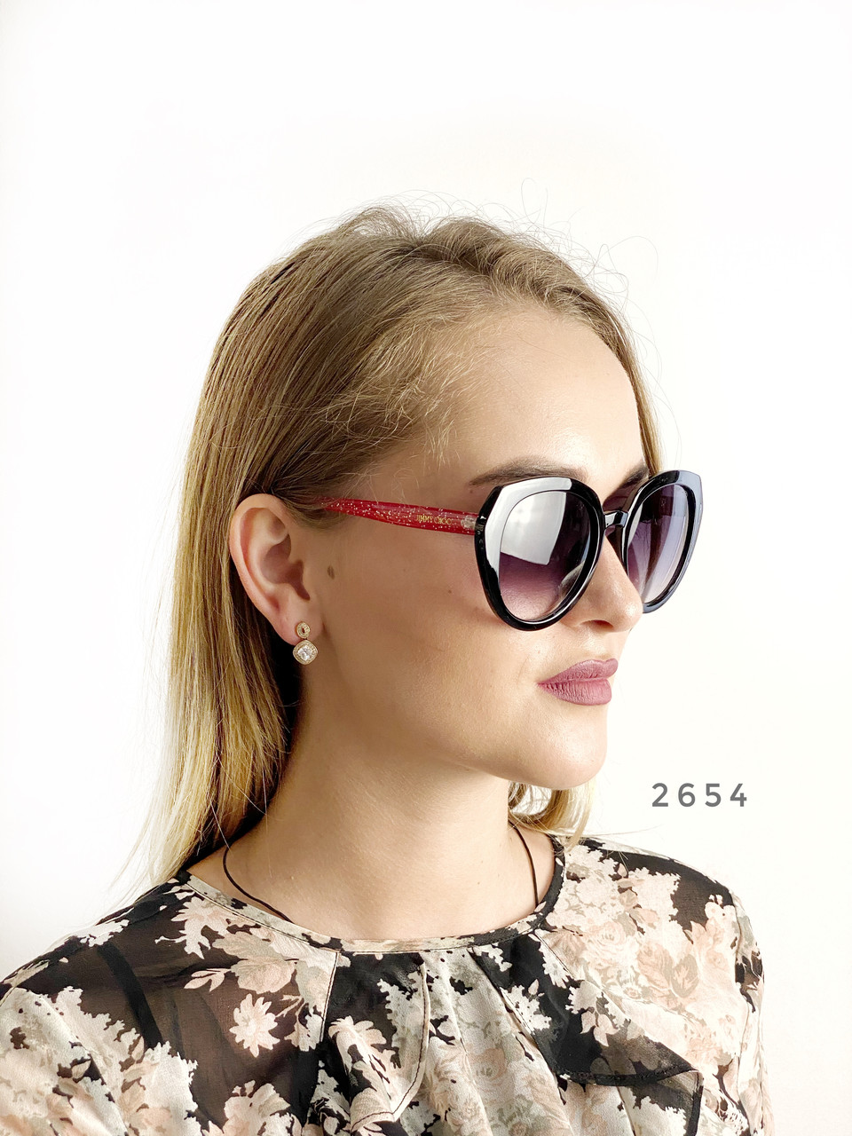 Стильні чорні окуляри з червоними дужками, фото 1