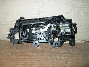 Б/у ручка двері задні ліві для Audi A4 B9 2015-