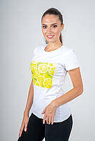 Футболка жіноча  біла з жовтим принтом із соковитих лаймів