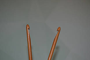 Гачок для в'язання бамбуковий, No5