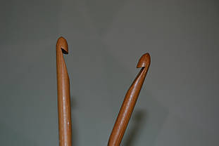 Гачок для в'язання бамбуковий, No7