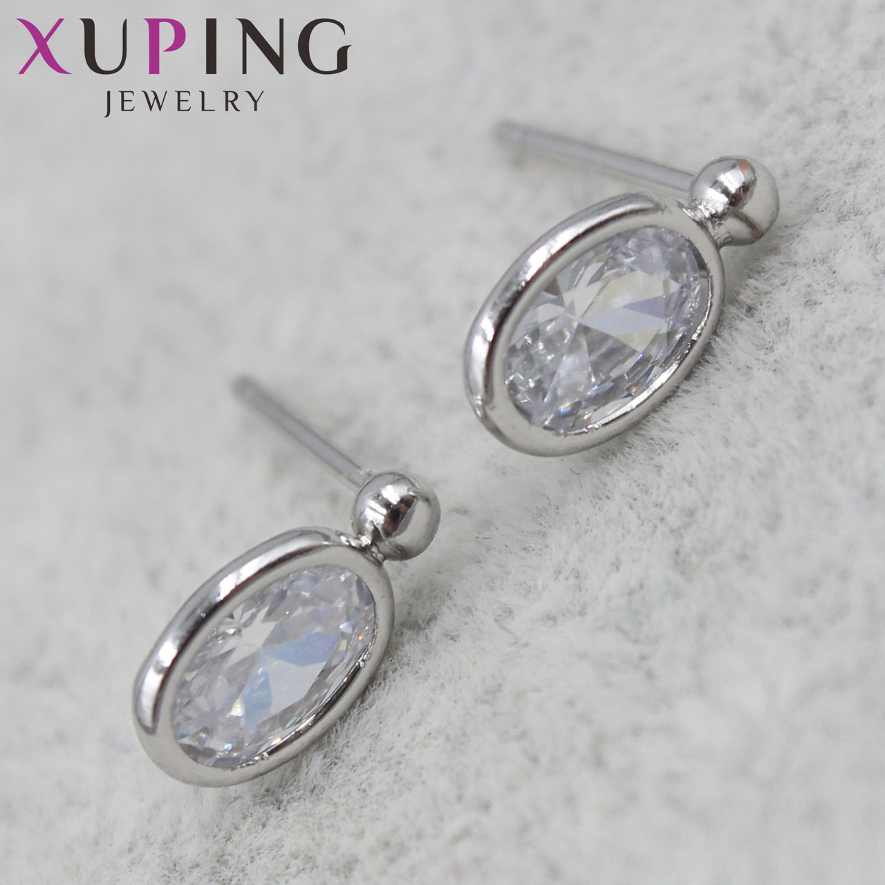 Сережки жіночі сріблястого кольору Xuping Jewelry медичне золото гвоздики із сапфірами 24K