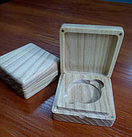 Дерев'яний футляр для монет (43 мм). НБУ. Срібло. Унція