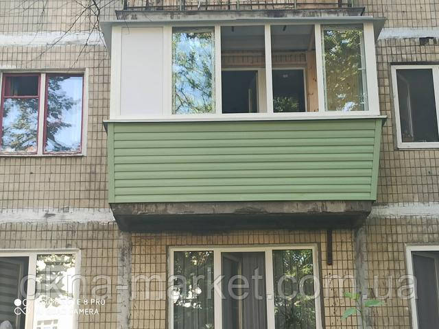 Обшивка балконов сайдингом Киев бул. Вацлава Гавела 83Б