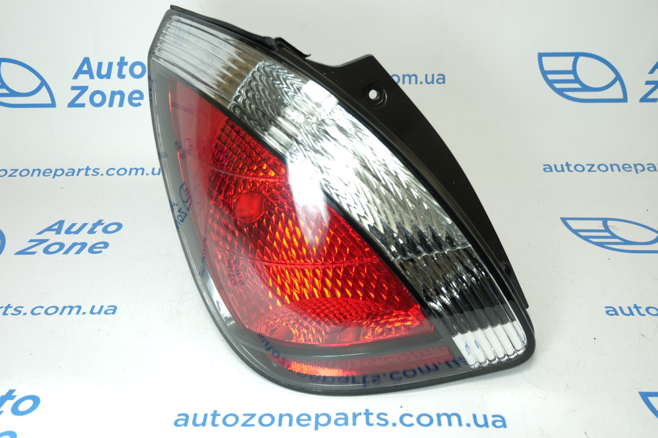 Ліхтар задній лівий KIA Rio (Hatchback JB) 2005- 924011G210 - DEPO