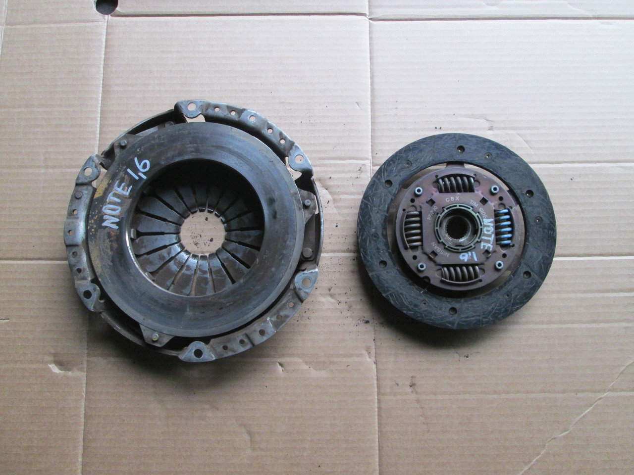 Б/в кошик зчеплення + диск 1,6 для Nissan Note 2004-2013